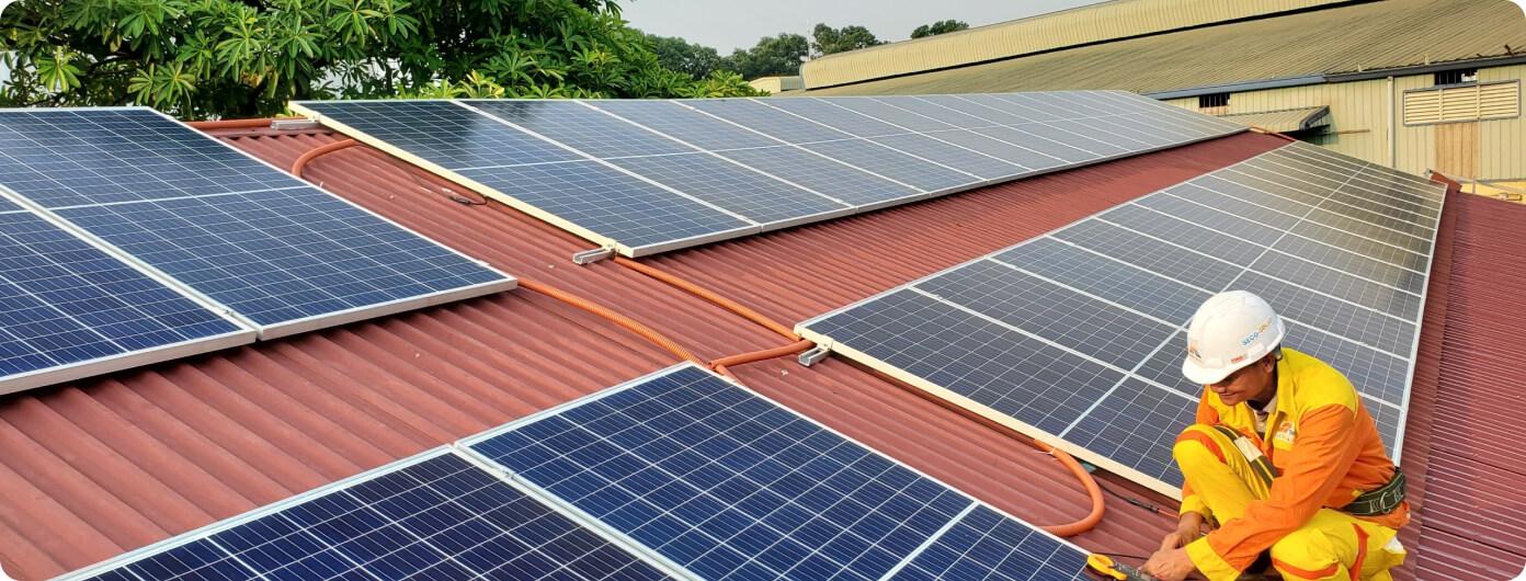 Instalación de placas solares en tejados