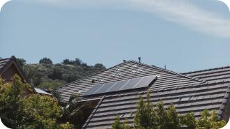 Instalación de placas solares en vivienda